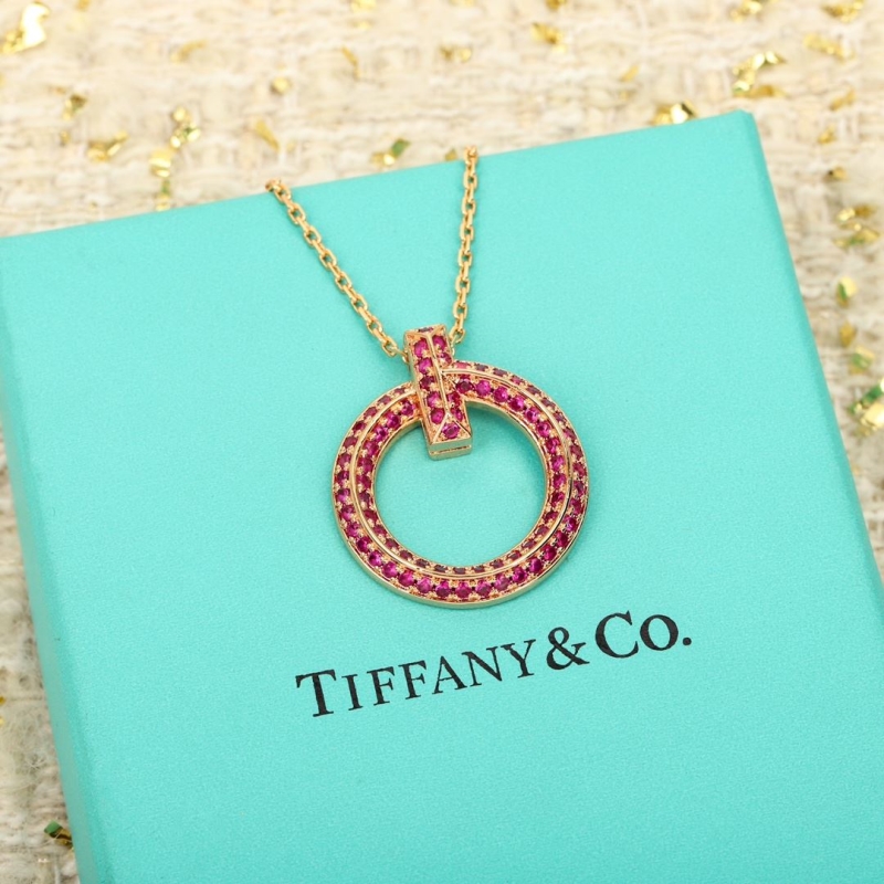 T*f*ny necklaces